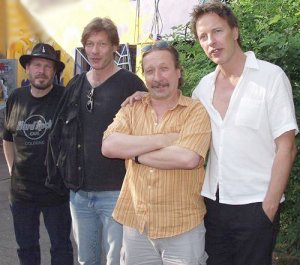 GERD KSTER & FRANK HOCKER